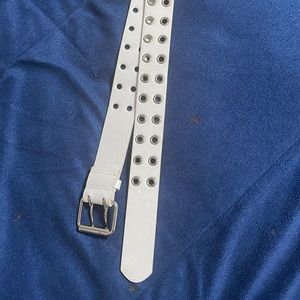 White Trendy belt